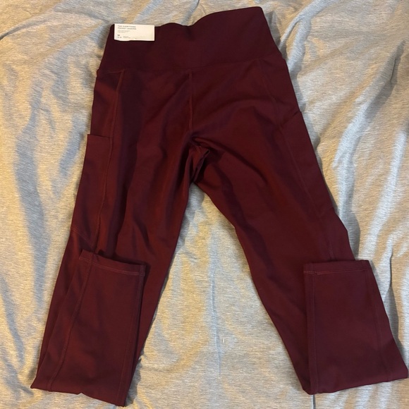 NWT American Eagle High Rise Regular Burgundy Active Pants - Picture 2 of 4